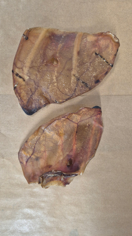 Smoked pig ears for dogs